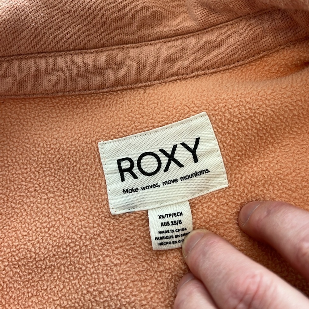 Roxy Make Wave, Move Mountains Fleece Shacket pit to pit is 20 inches size small - Picture 2 of 8